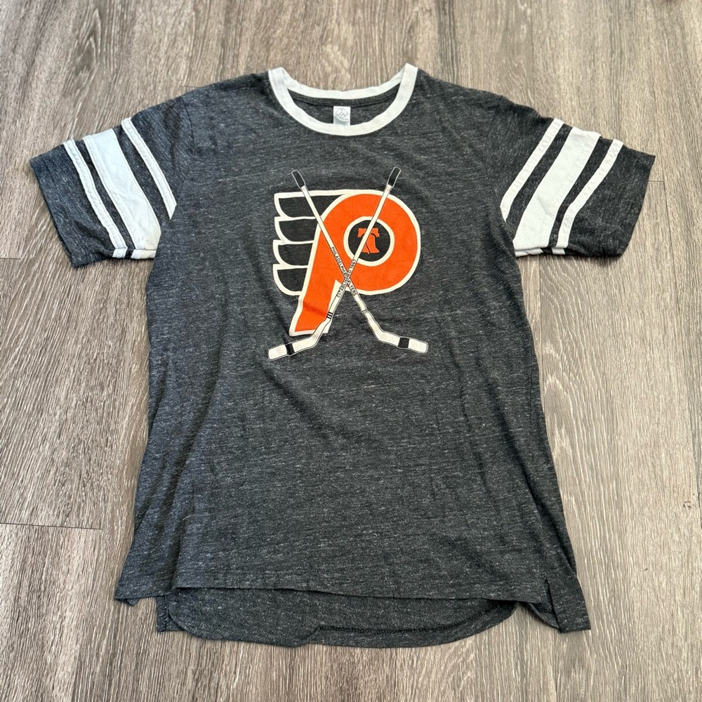 Philadelphia (PHL) Flyers Casual T-Shirt